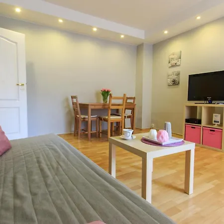 Warecka Apartment